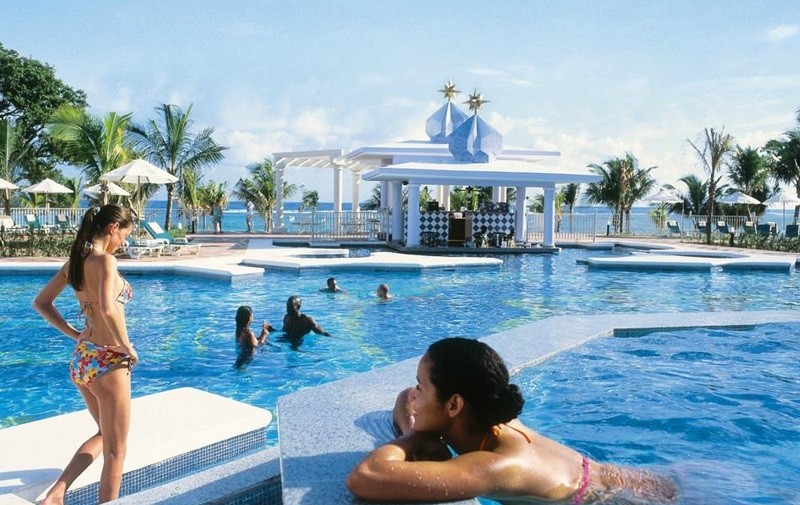 Best Resorts in Jamaica for Singles 